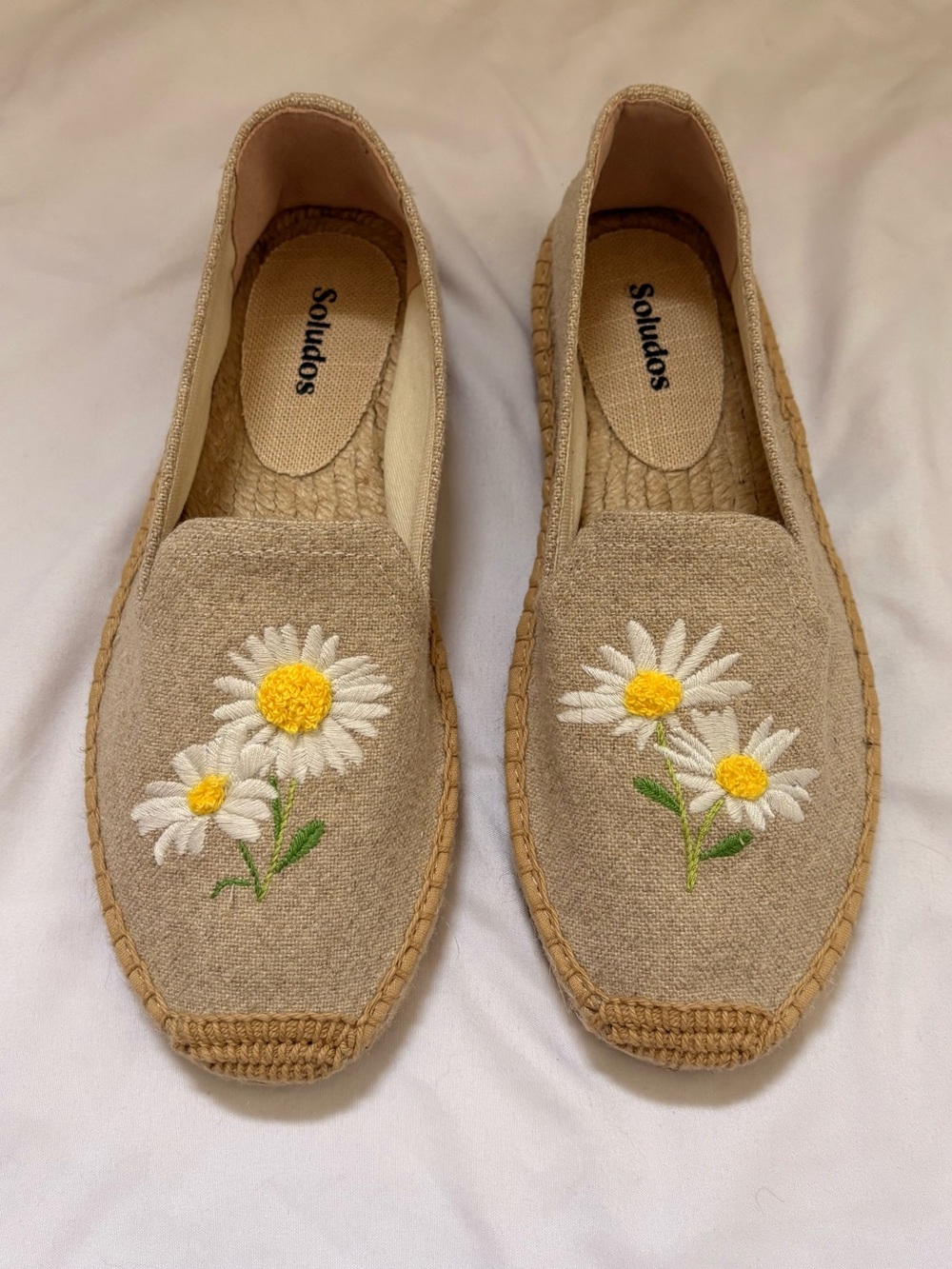 Soludos Beige Canvas Daisy Embroidered Espadrilles